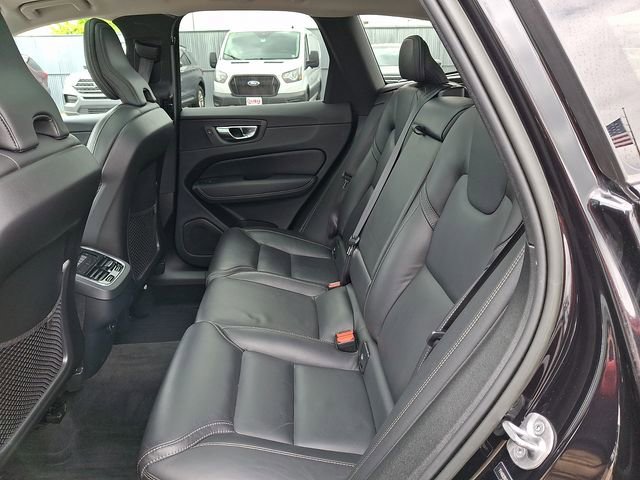 Used 2023 Volvo XC60 B6 Ultimate w/ Protection Package Premier AWD/4WD image 10