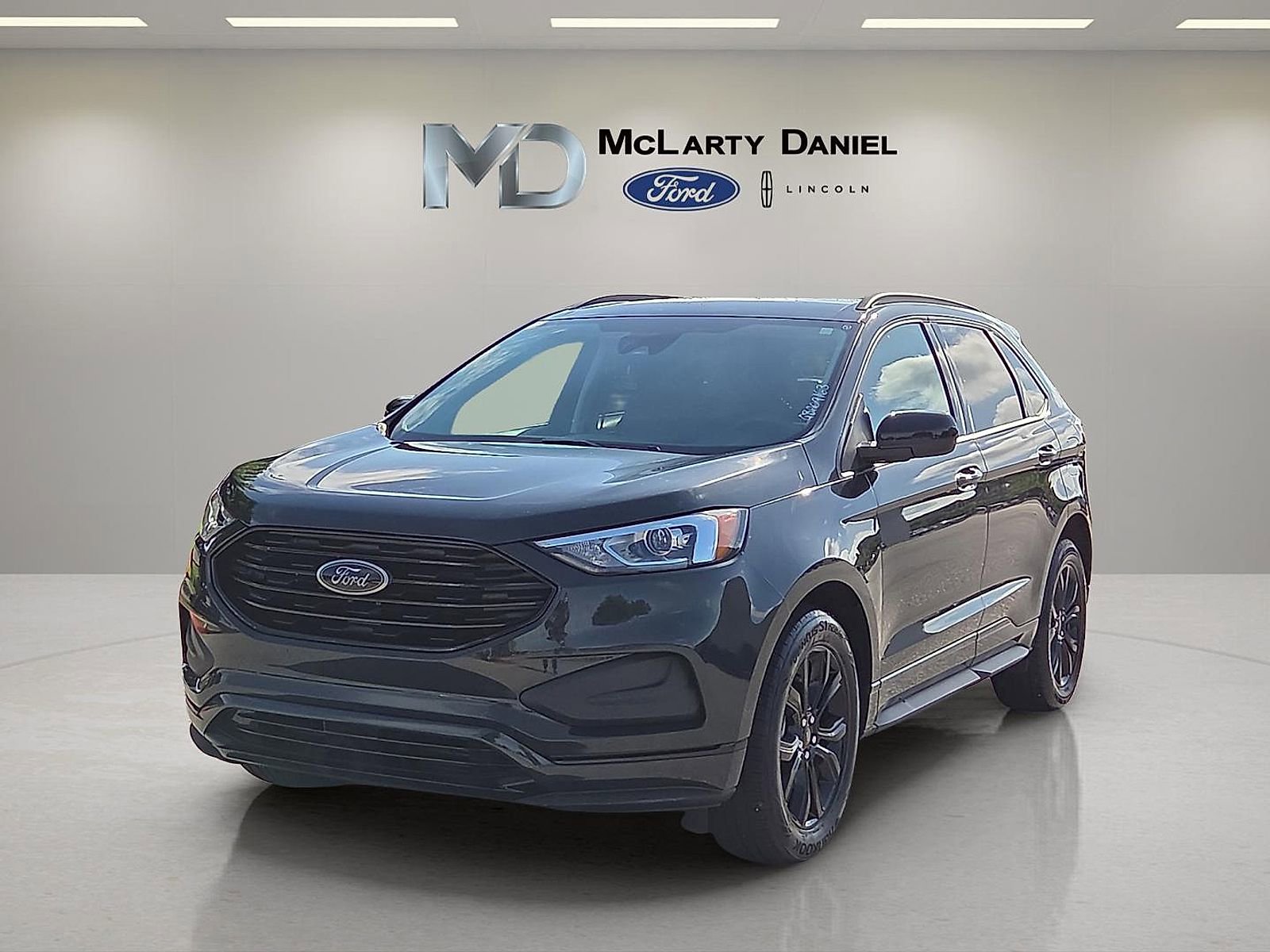 Certified 2023 Ford Edge SE AWD/4WD image 2