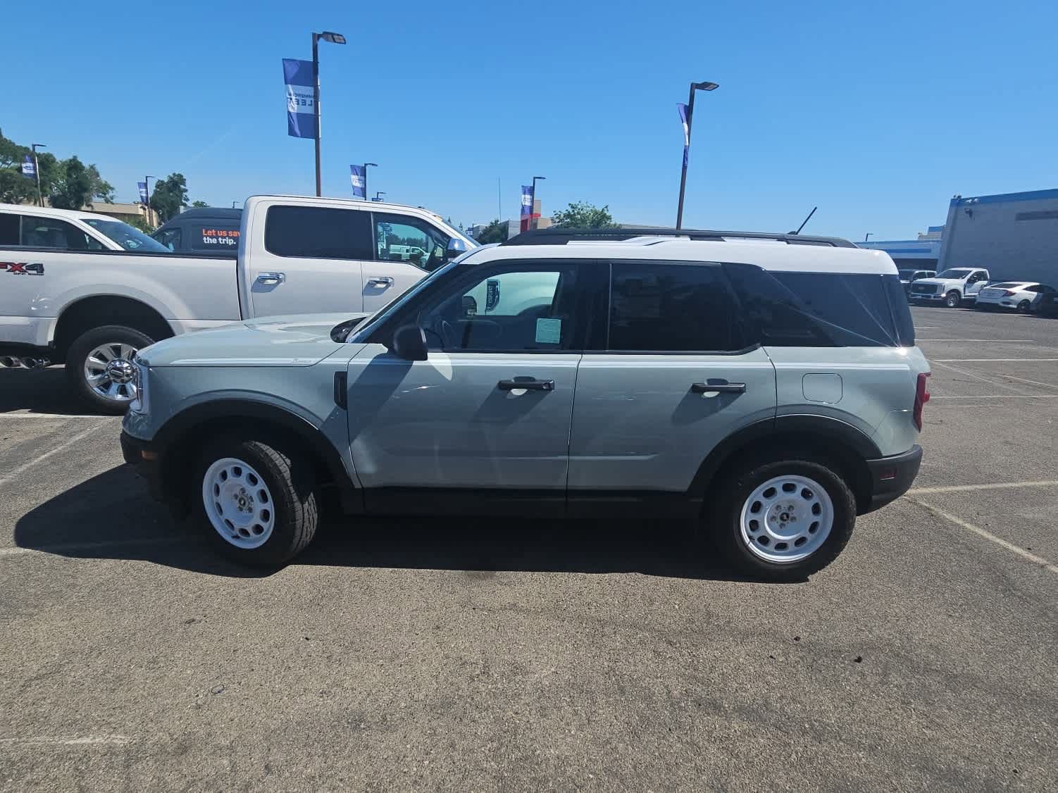 Certified 2023 Ford Bronco Sport Heritage AWD/4WD image 5