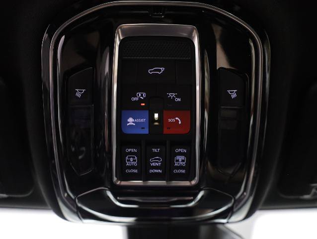 Used 2024 Jeep Grand Cherokee L Summit w/ High Altitude Package AWD/4WD image 32