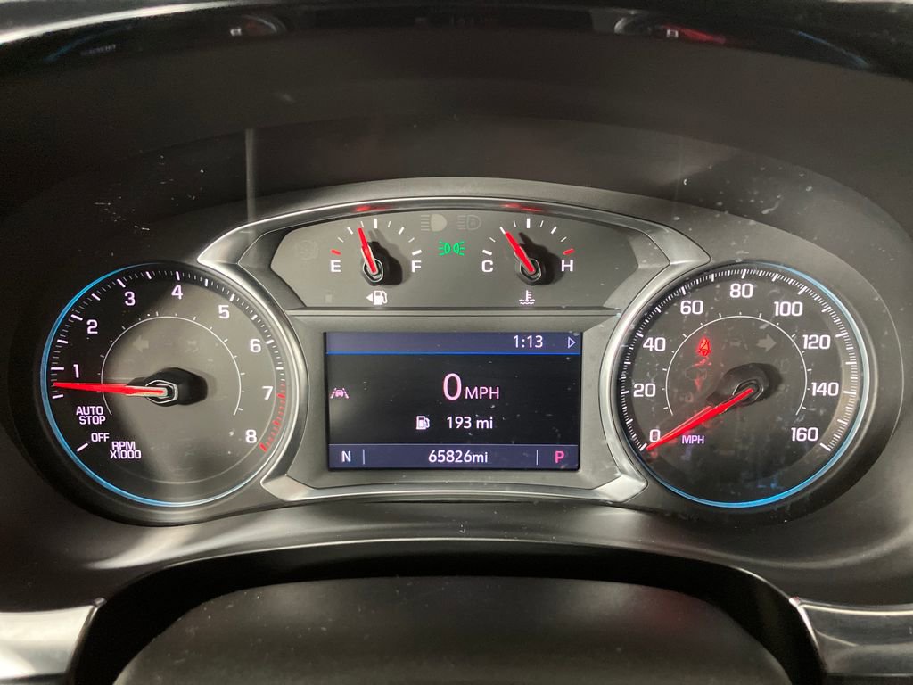 Used 2022 Chevrolet Traverse LT image 19