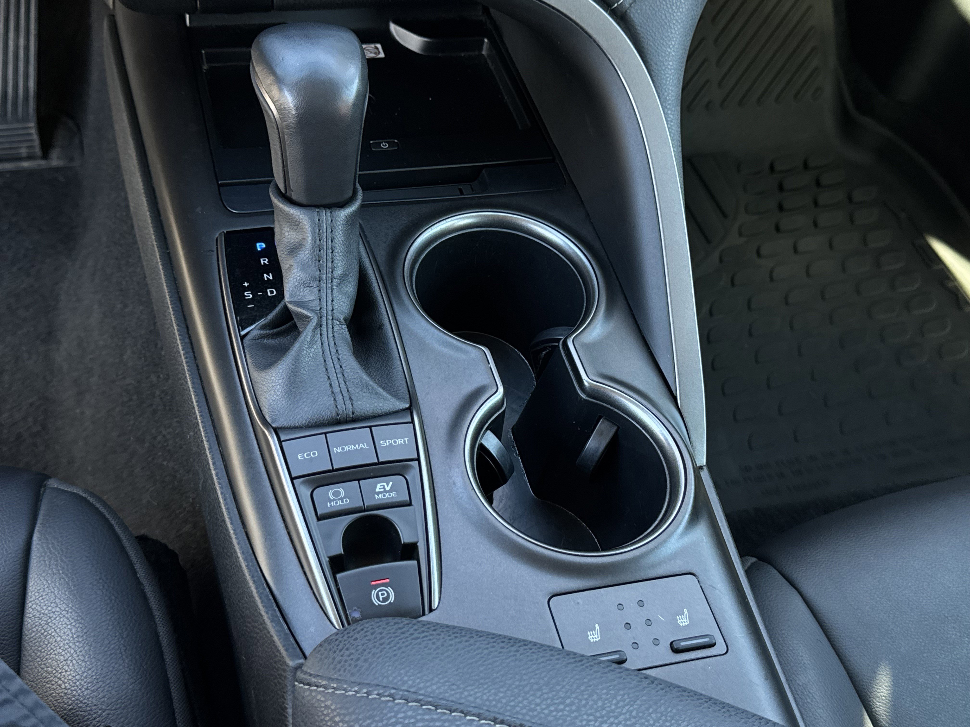 Used 2023 Toyota Camry XSE image 17