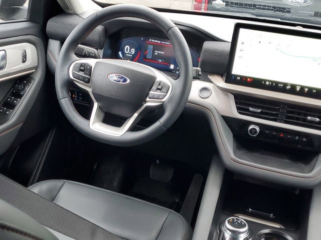 Certified 2025 Ford Explorer Active w/ Active Comfort Package image 28