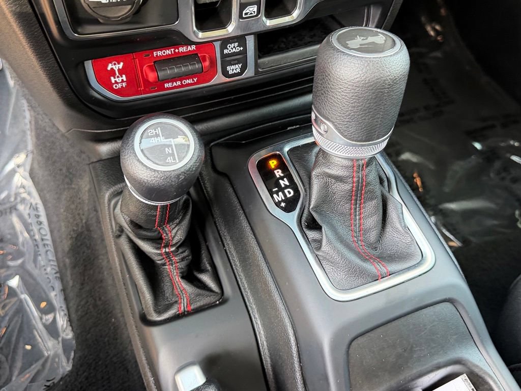 Used 2021 Jeep Wrangler Unlimited Rubicon w/ LED Lighting Group AWD/4WD image 27