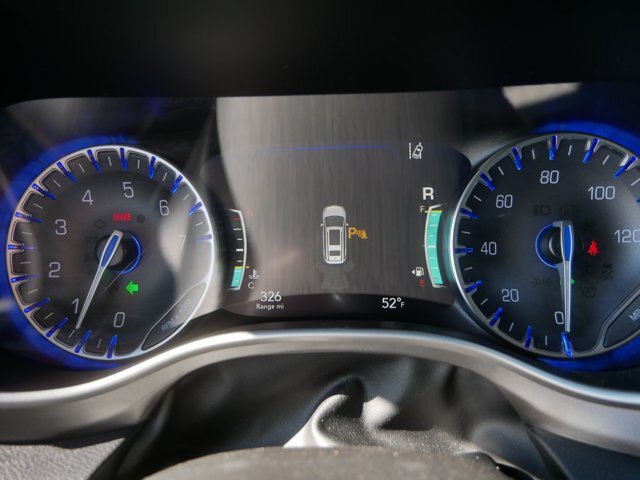 Used 2023 Chrysler Pacifica Touring-L FWD image 31