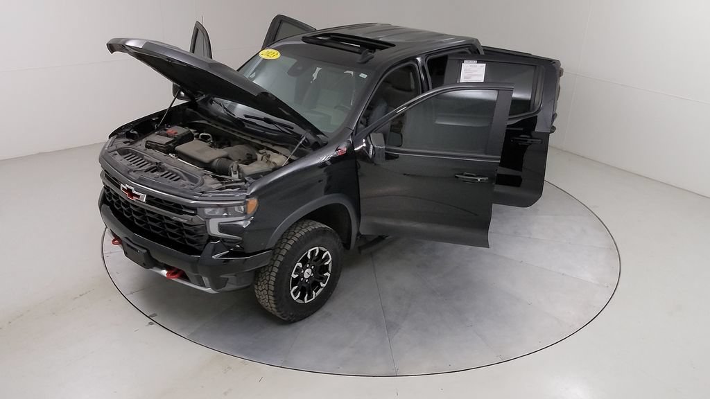 Used 2023 Chevrolet Silverado 1500 ZR2 w/ Technology Package AWD/4WD image 59