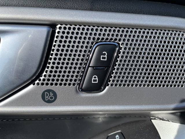 Certified 2023 Ford Explorer XLT w/ Equipment Group 202A image 18