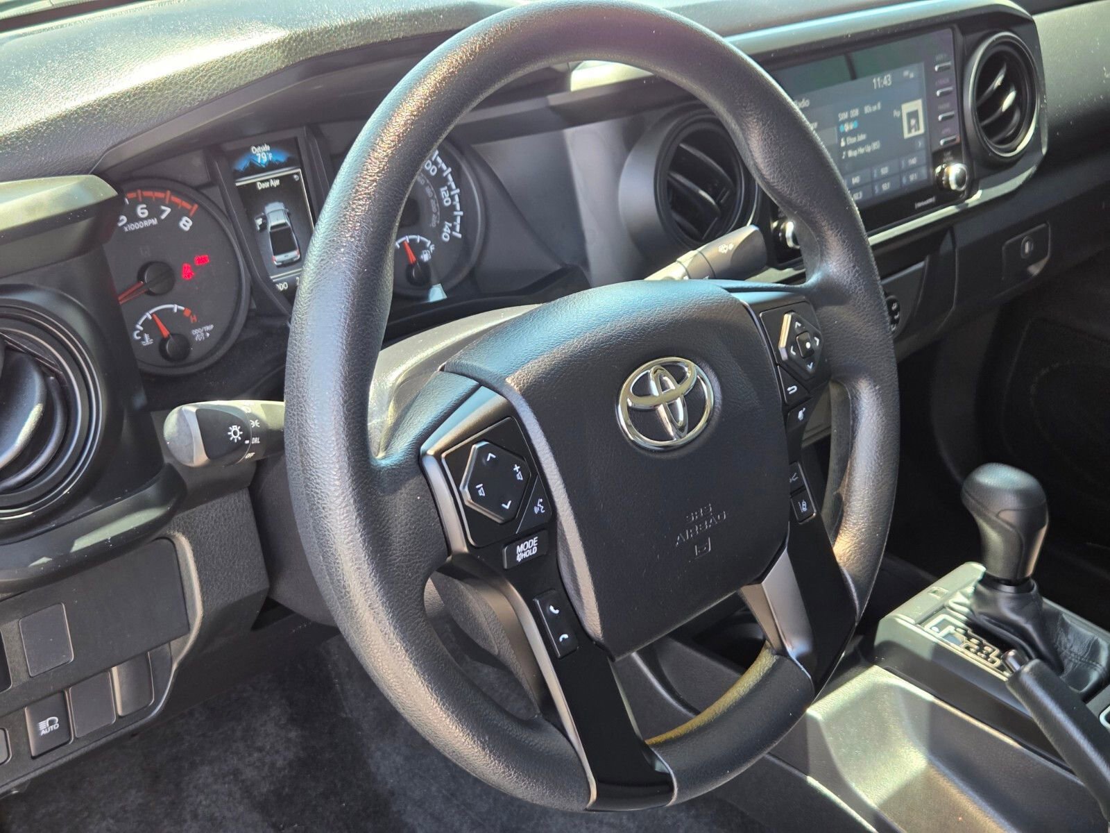 Used 2022 Toyota Tacoma SR RWD image 18