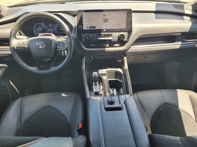 Used 2024 Toyota Grand Highlander AWD Hybrid image 14