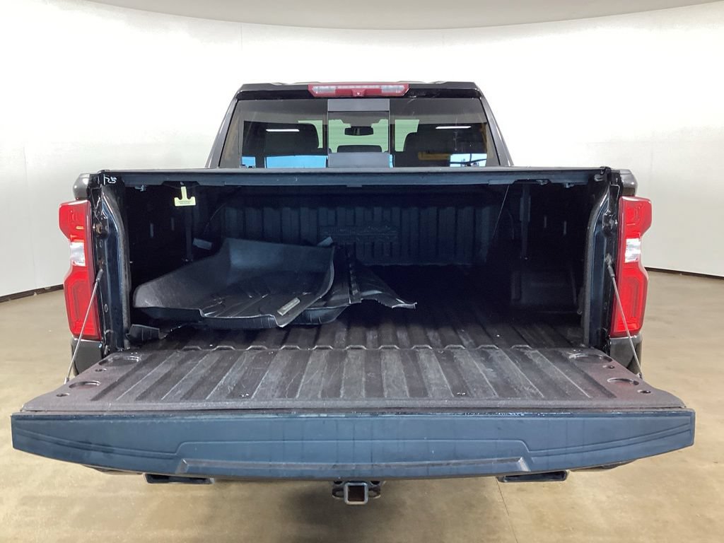 Used 2022 Chevrolet Silverado 1500 High Country w/ High Country Premium Package AWD/4WD image 7