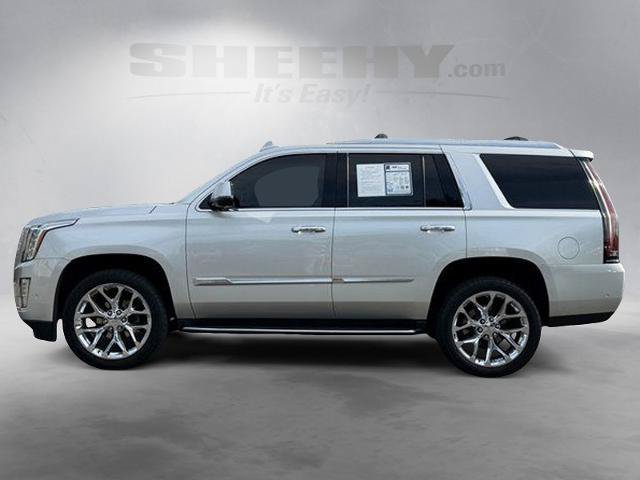 Used 2017 Cadillac Escalade Luxury AWD/4WD image 16