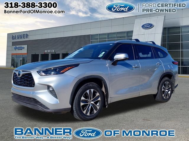 Used 2022 Toyota Highlander XLE image 7