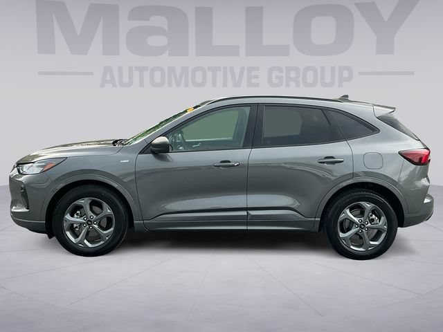 Certified 2023 Ford Escape ST-Line w/ Tech Pack #1 AWD/4WD image 2