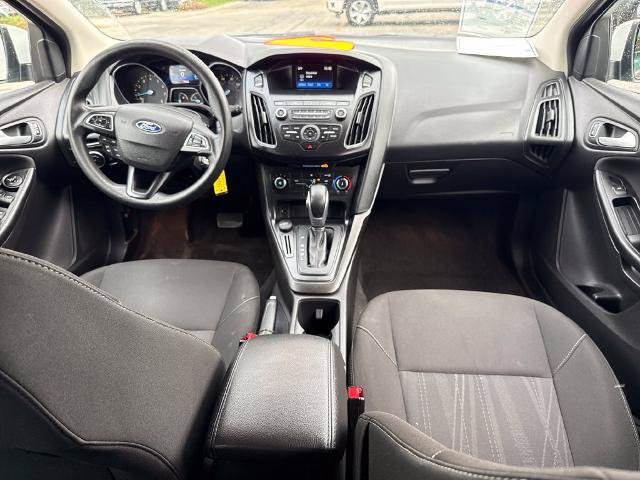 Certified 2018 Ford Focus SE w/ Interior Protection Package FWD image 11