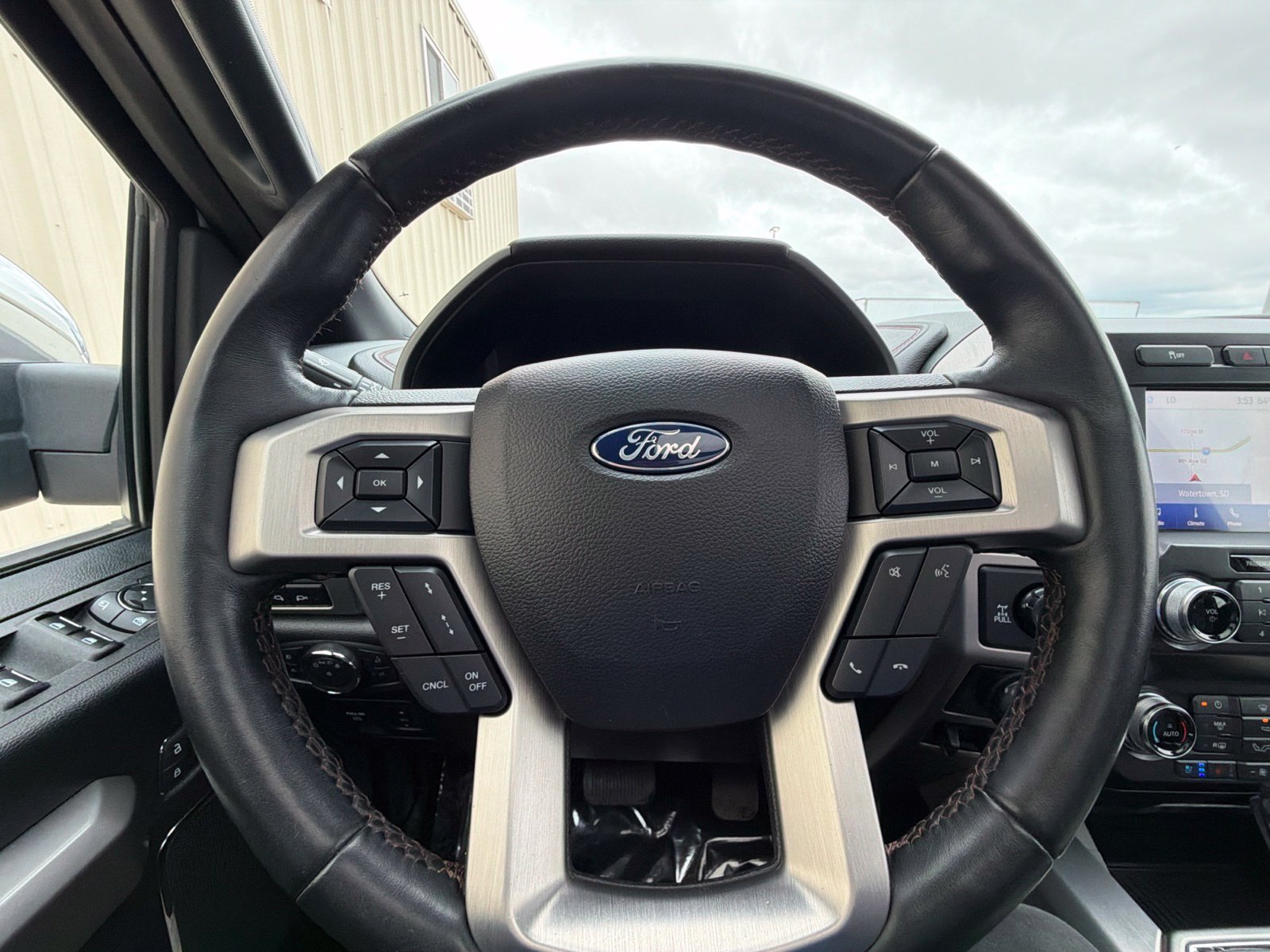 Certified 2020 Ford F150 Platinum w/ Equipment Group 701A Luxury AWD/4WD image 20