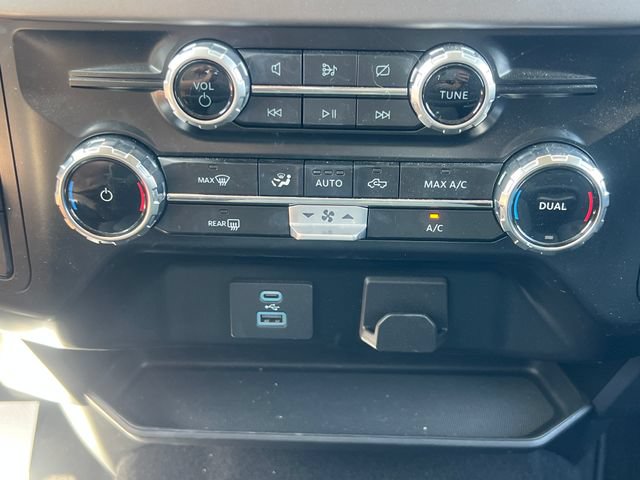 Certified 2024 Ford F150 XLT w/ Tow/Haul Package AWD/4WD image 27