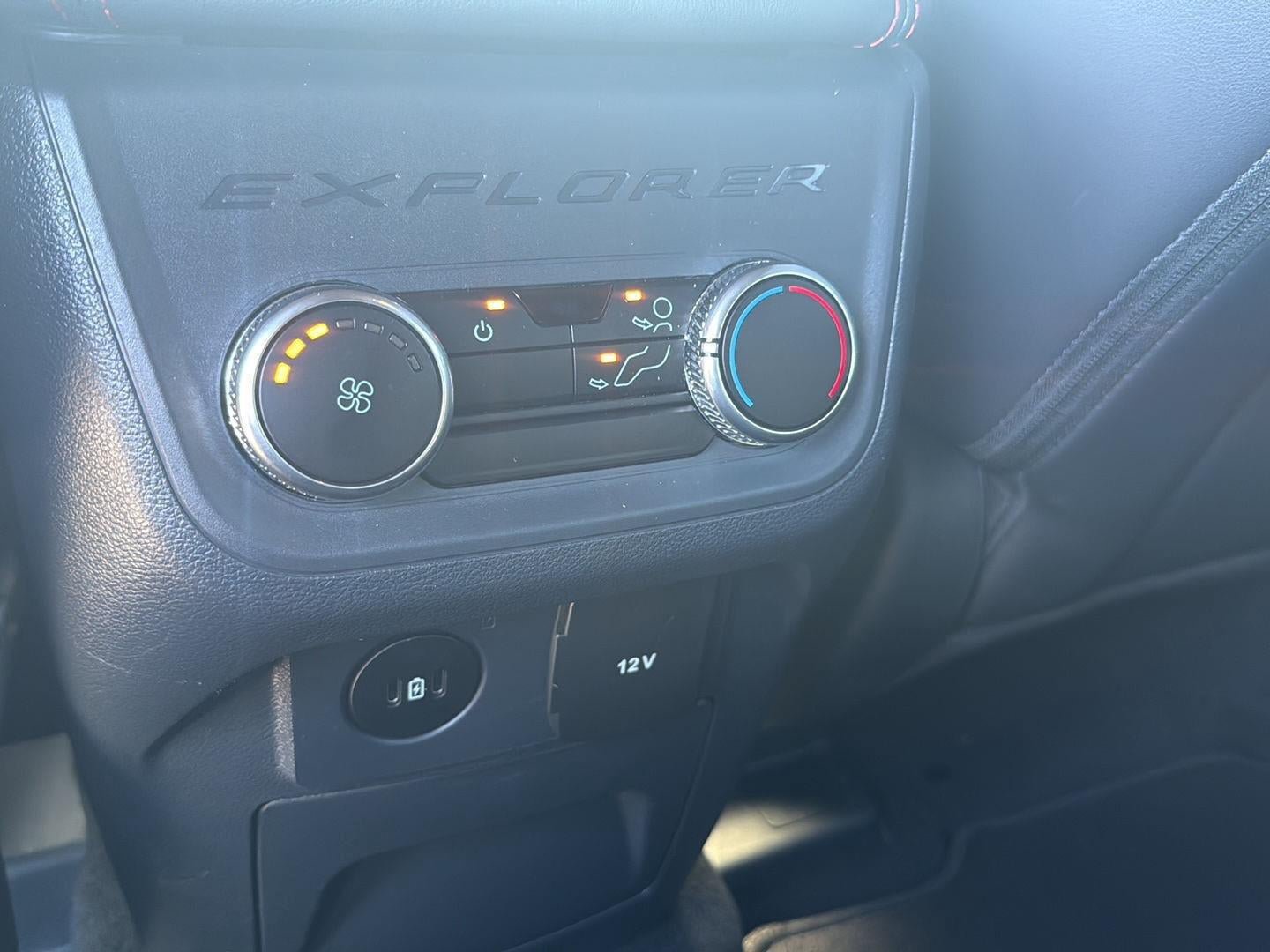 Certified 2025 Ford Explorer ST-Line AWD/4WD image 22