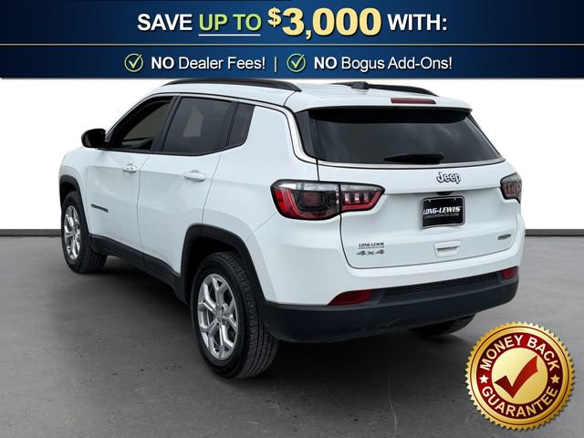 Used 2024 Jeep Compass Latitude AWD/4WD image 4