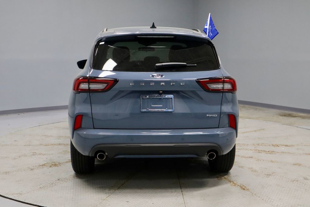 Certified 2024 Ford Escape ST-Line w/ Tech Pack #1 AWD/4WD image 11