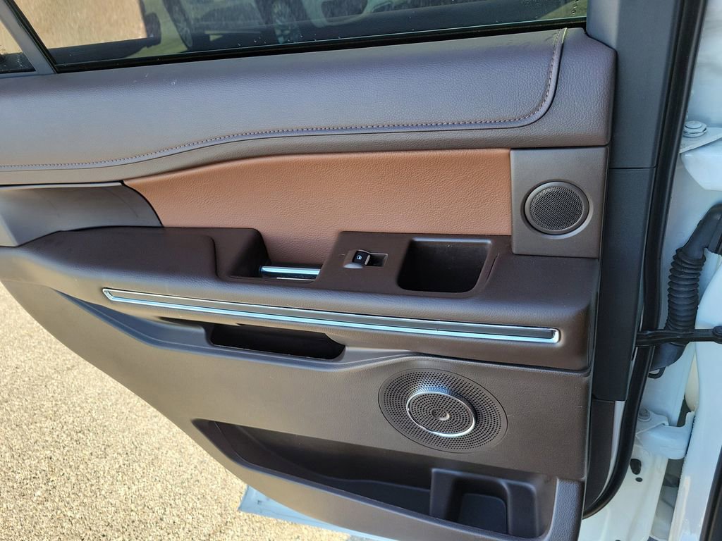 Certified 2024 Ford Expedition King Ranch image 15