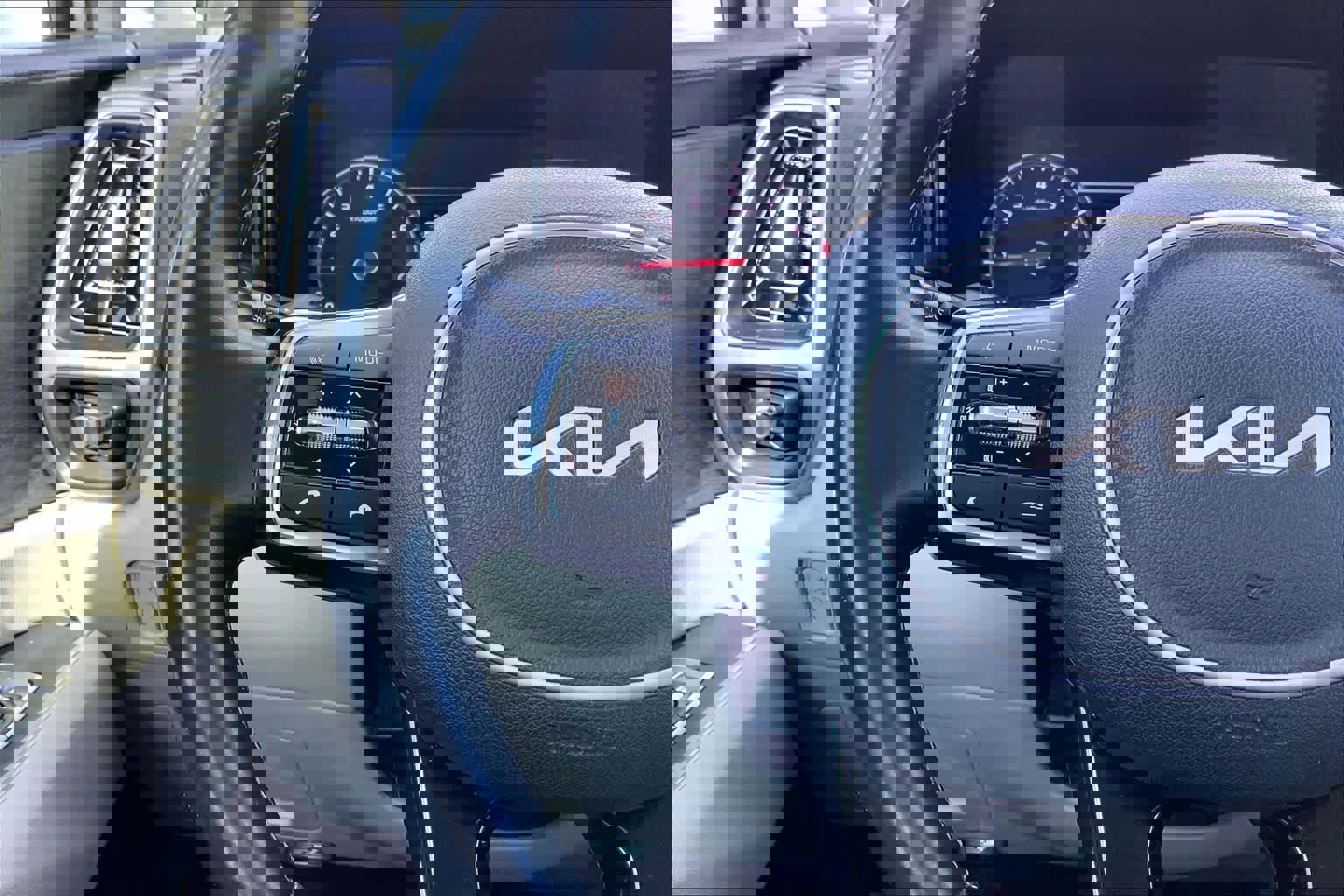 Used 2022 Kia Sorento X-Line EX image 23