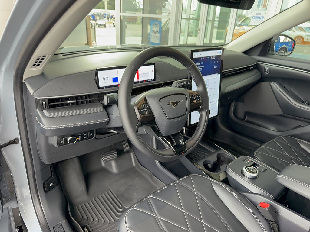 Certified 2024 Ford Mustang Mach-E Select RWD image 11