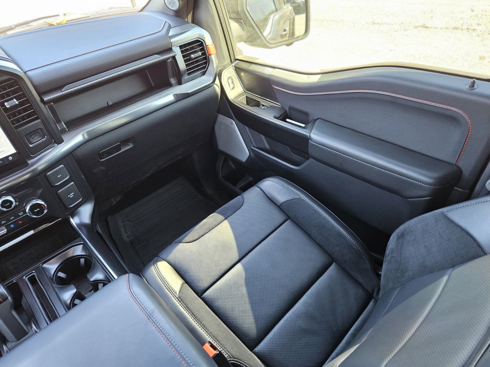 Certified 2025 Ford F150 Raptor image 16