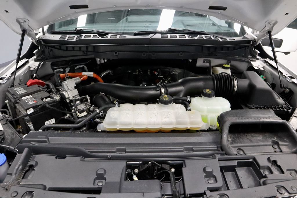 Certified 2024 Ford F150 Platinum w/ Equipment Group 702A High image 18