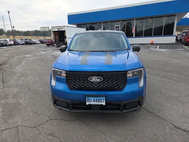 Certified 2025 Ford Maverick Lariat w/ Black Appearance Package image 5