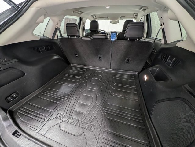 Certified 2022 Ford Edge Titanium w/ Equipment Group 301A AWD/4WD image 21