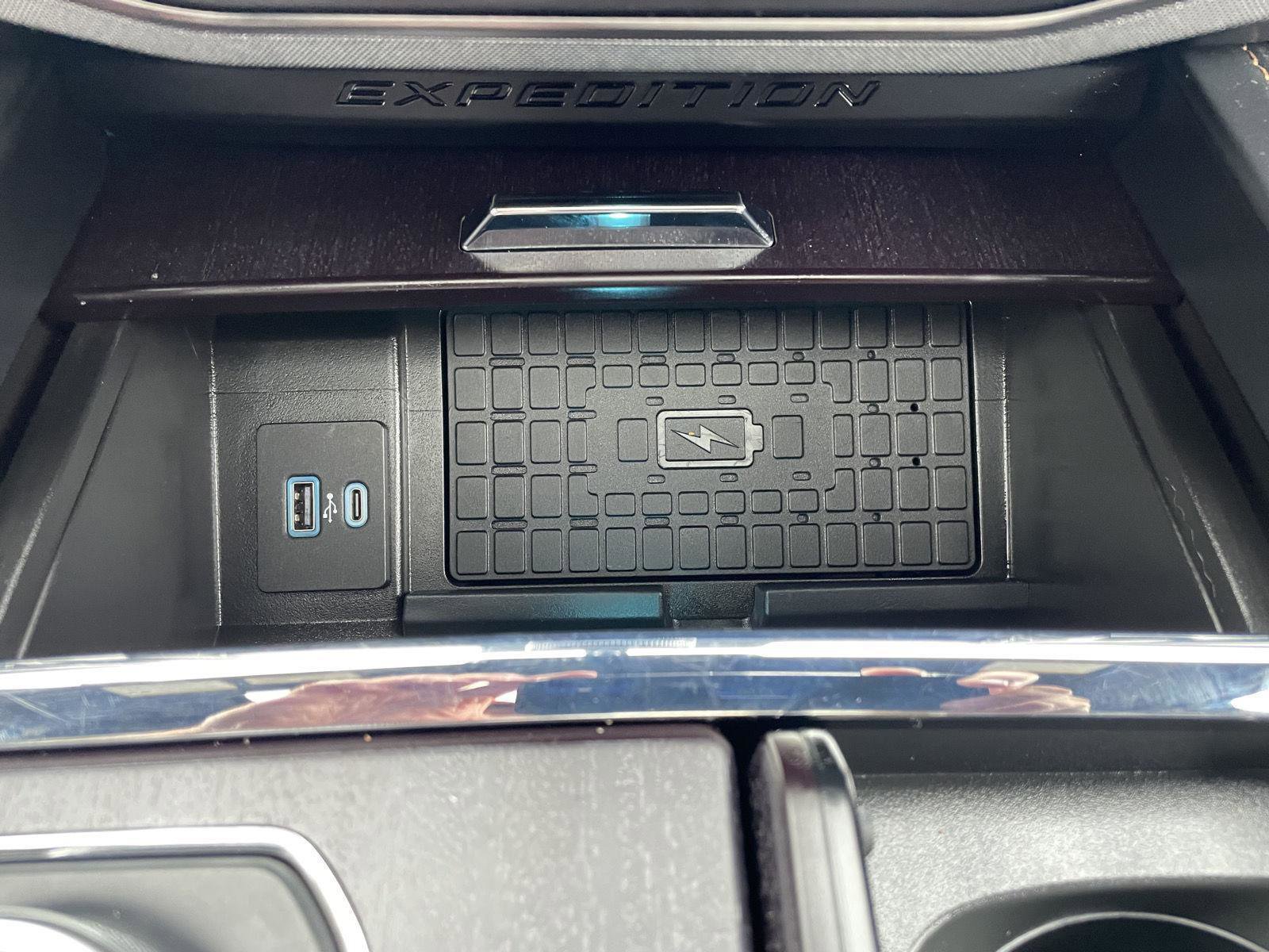 Certified 2023 Ford Expedition Platinum AWD/4WD image 33