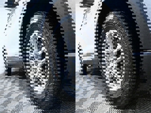 Certified 2025 Ford Explorer Active image 7