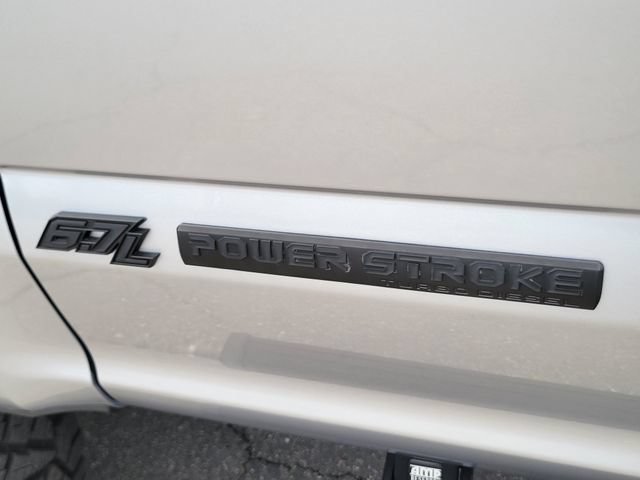 Certified 2022 Ford F250 Lariat w/ Black Appearance Package AWD/4WD image 14