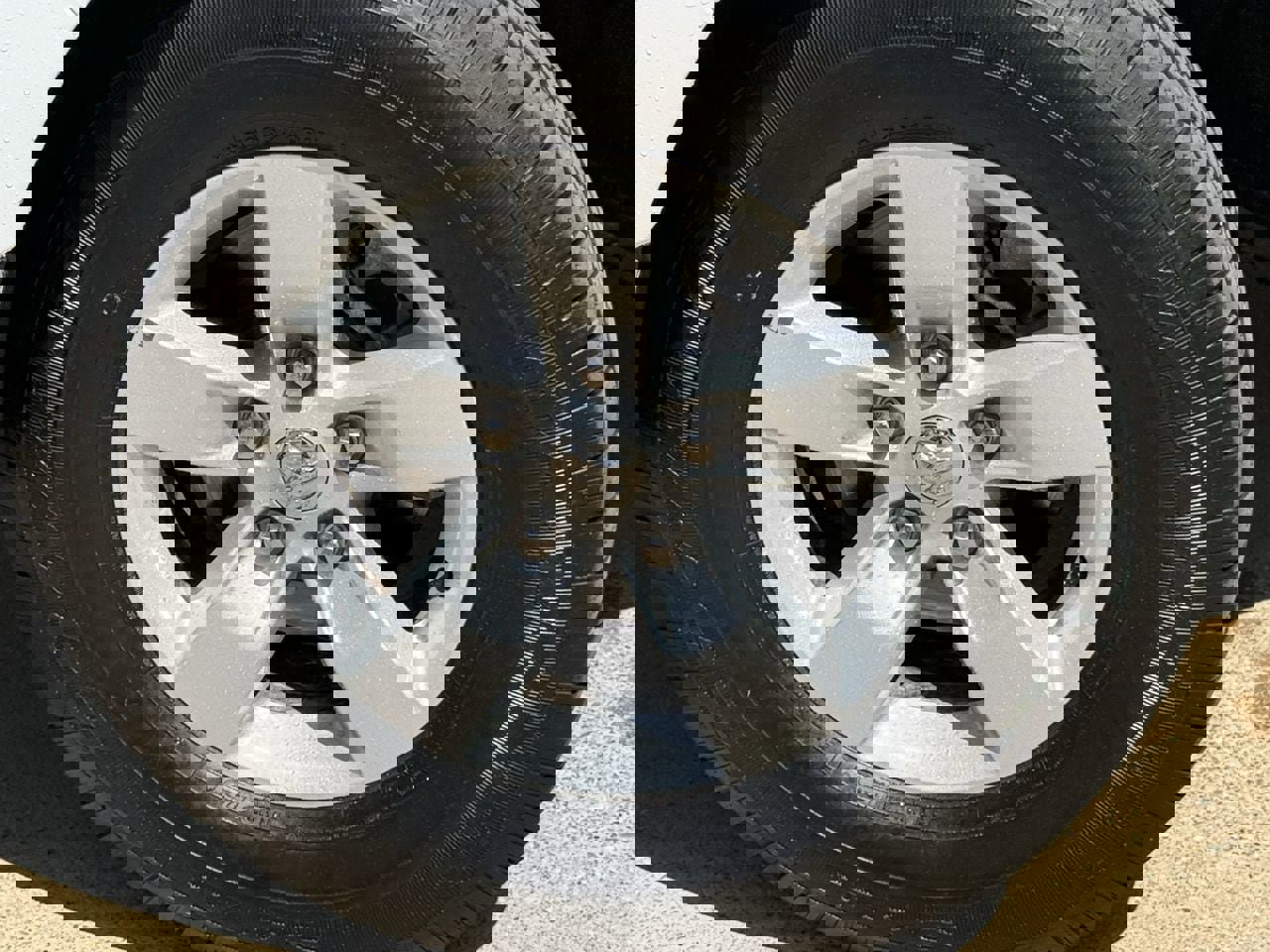 Used 2024 RAM 1500 Tradesman w/ Chrome Plus Package image 8