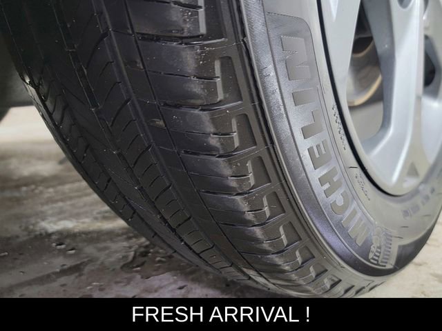 Certified 2023 Ford Escape ST-Line w/ Tech Pack #1 AWD/4WD image 11