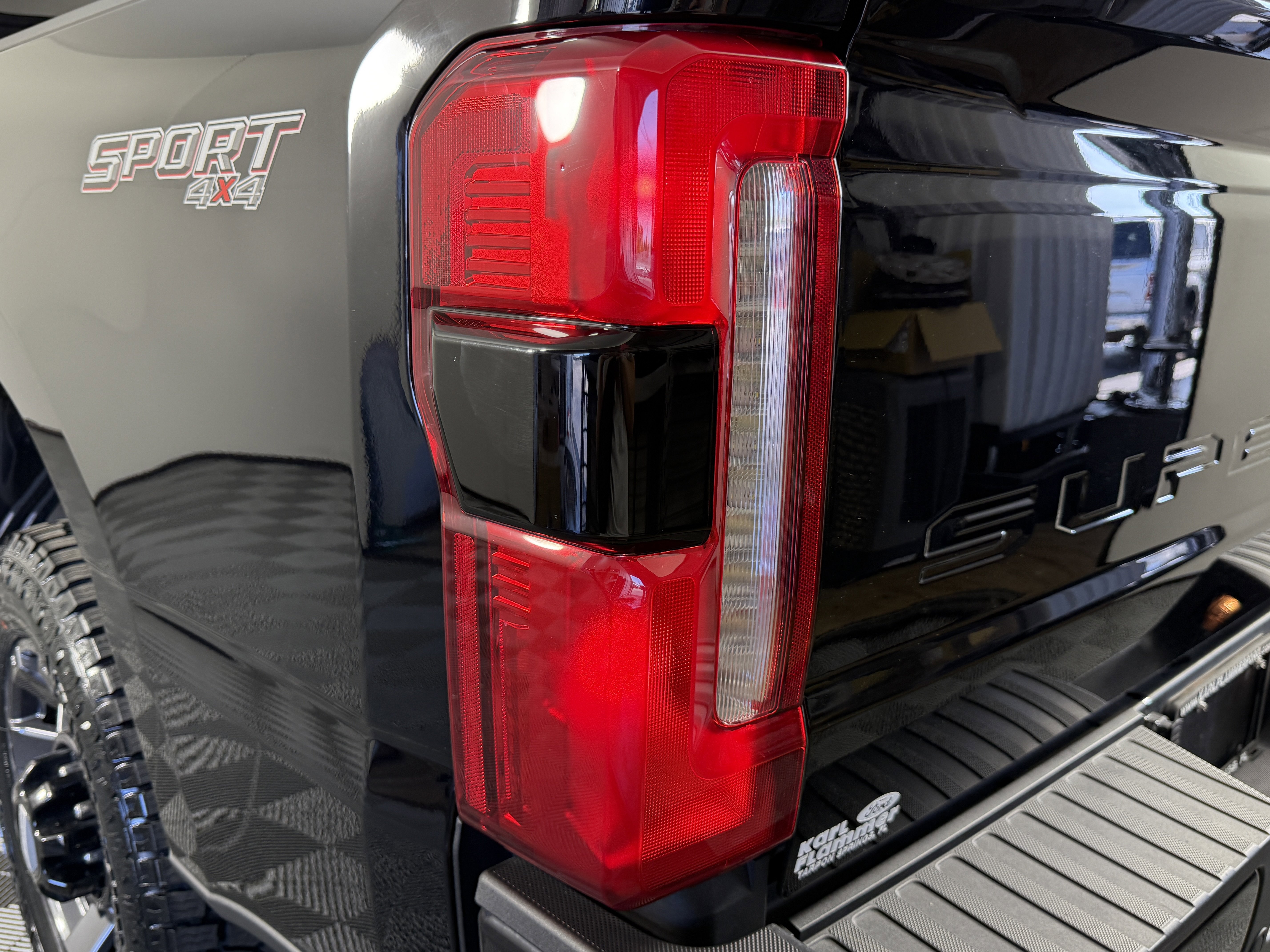 Certified 2024 Ford F250 Lariat w/ Lariat Ultimate Package image 7