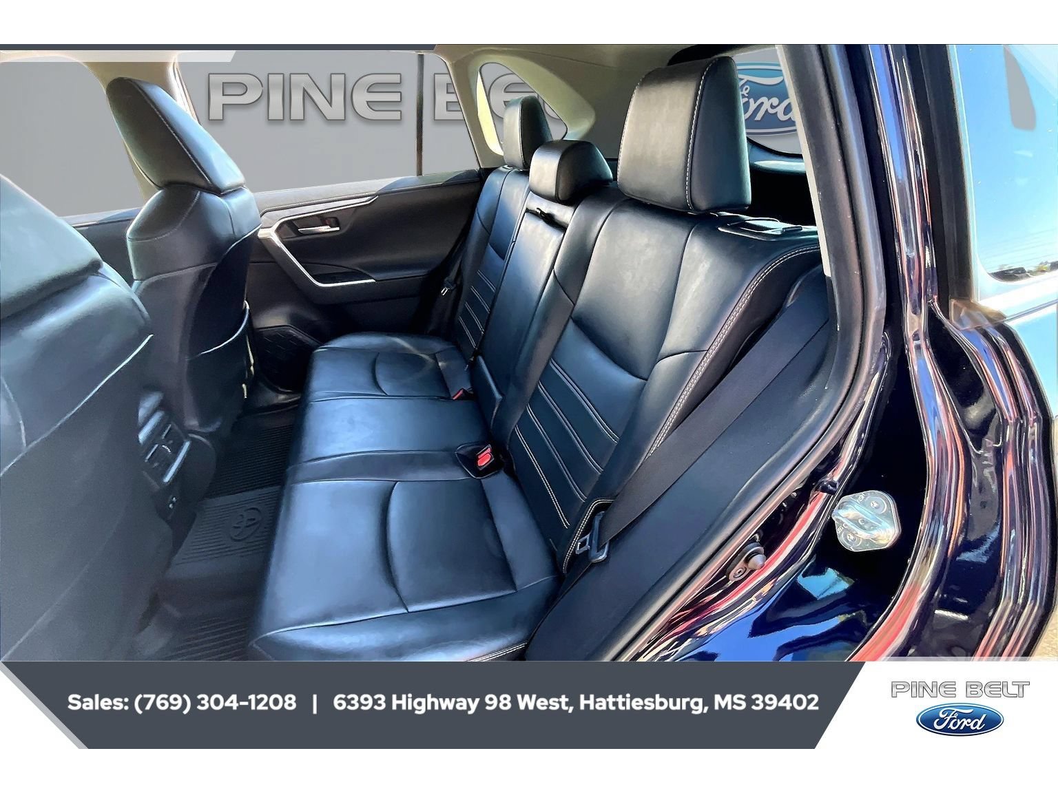 Used 2020 Toyota RAV4 Limited AWD/4WD image 19