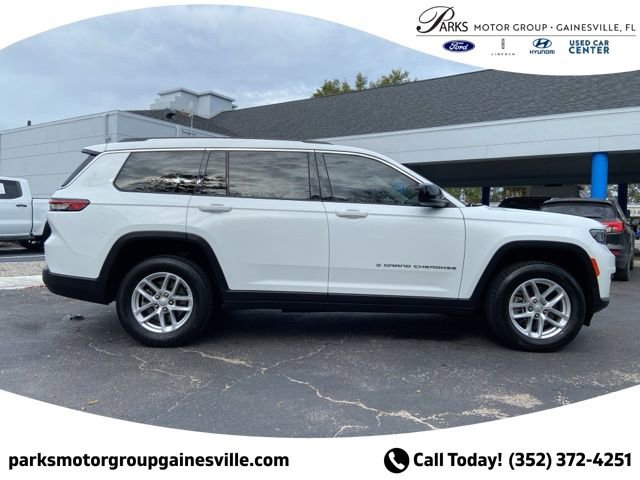 Used 2023 Jeep Grand Cherokee L Laredo image 3