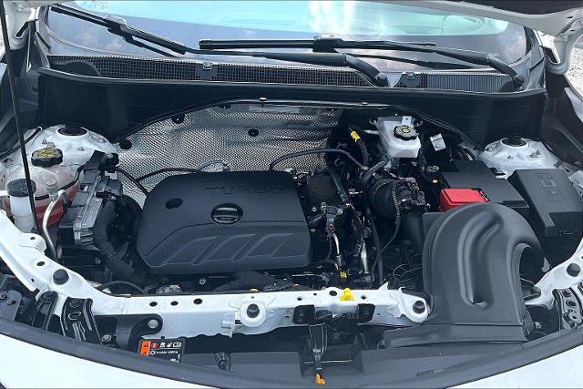 Used 2024 Buick Encore GX Sport Touring FWD image 10