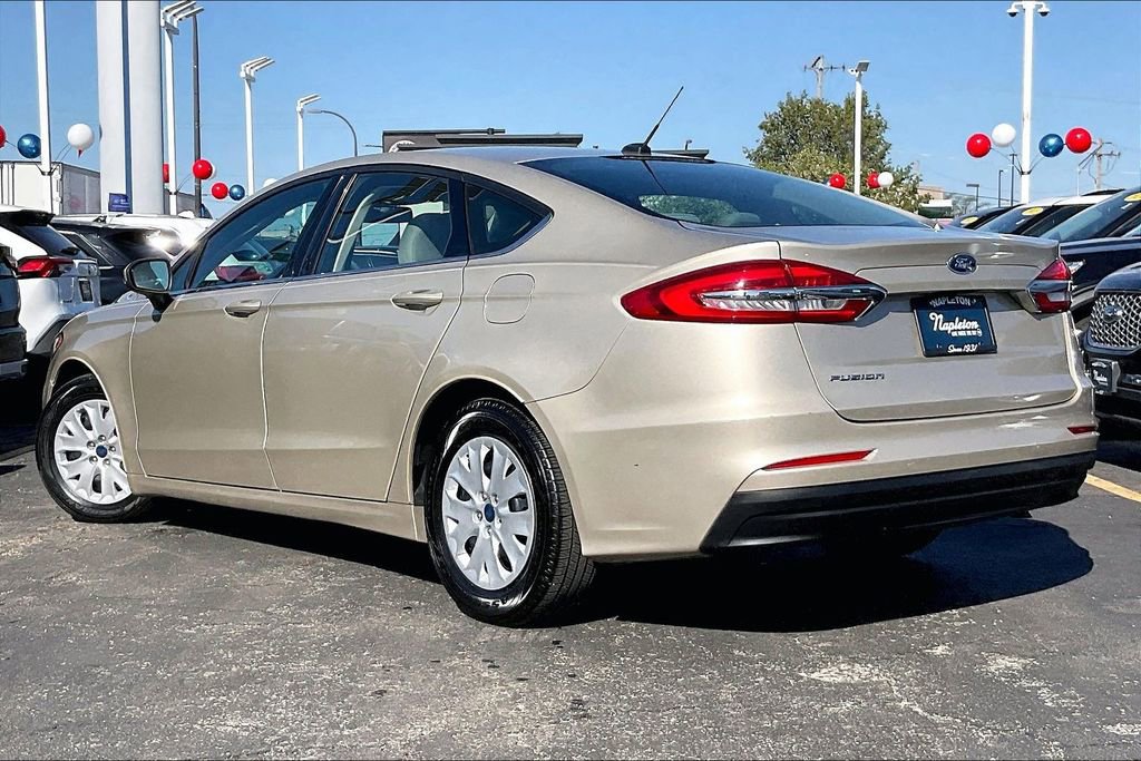 Certified 2019 Ford Fusion S FWD image 9