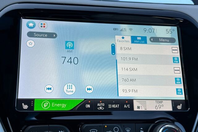 Used 2019 Chevrolet Bolt Premier w/ Infotainment Package image 15