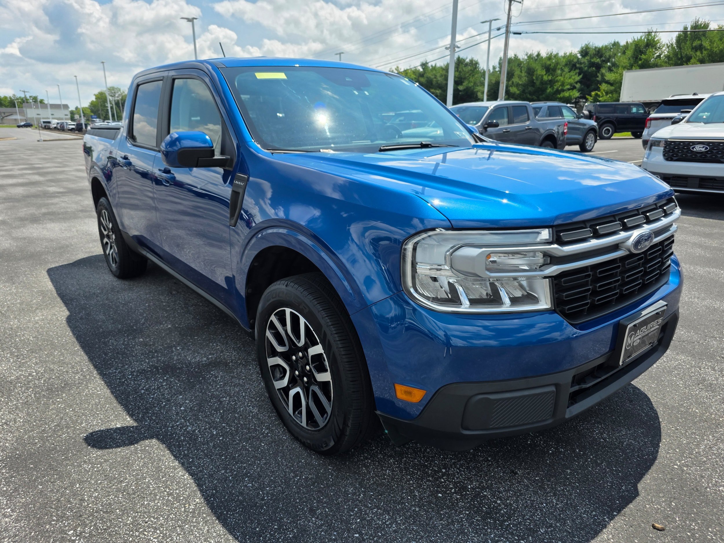 Certified 2023 Ford Maverick Lariat w/ Lariat Luxury Package FWD image 7