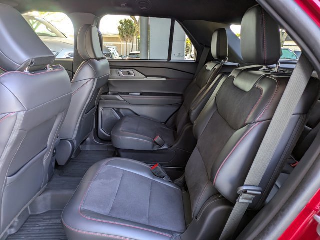 Certified 2025 Ford Explorer ST image 19