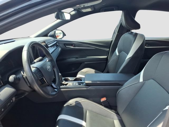 Used 2025 Toyota Camry SE FWD image 7