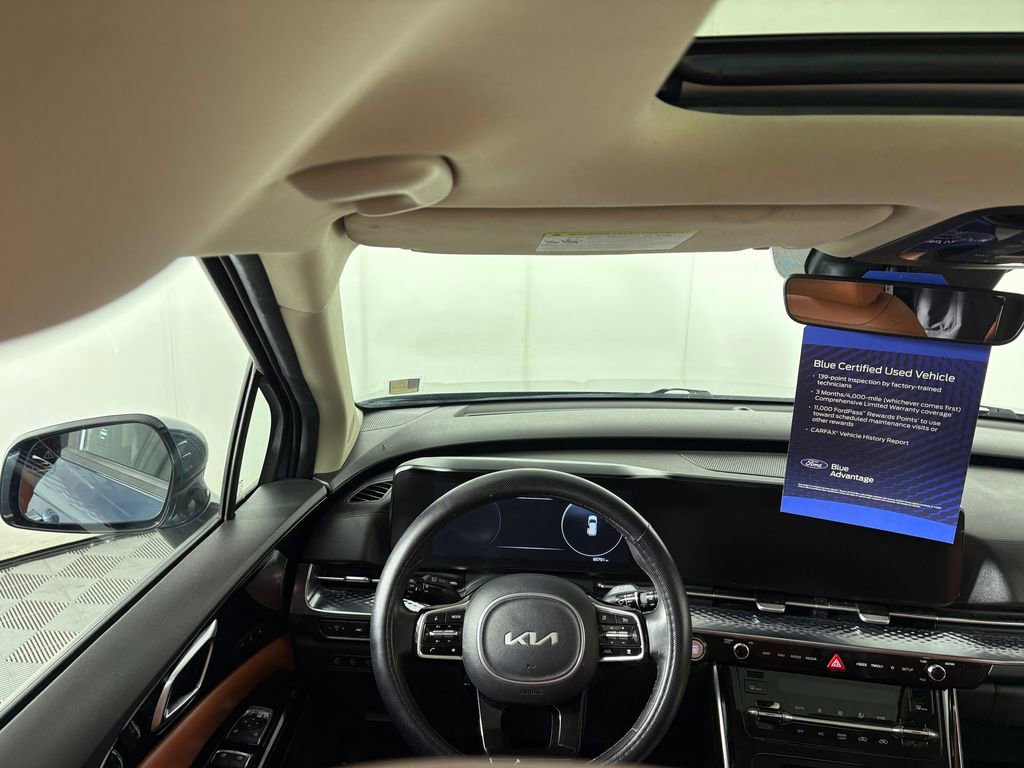 Used 2023 Kia Carnival SX Prestige image 26