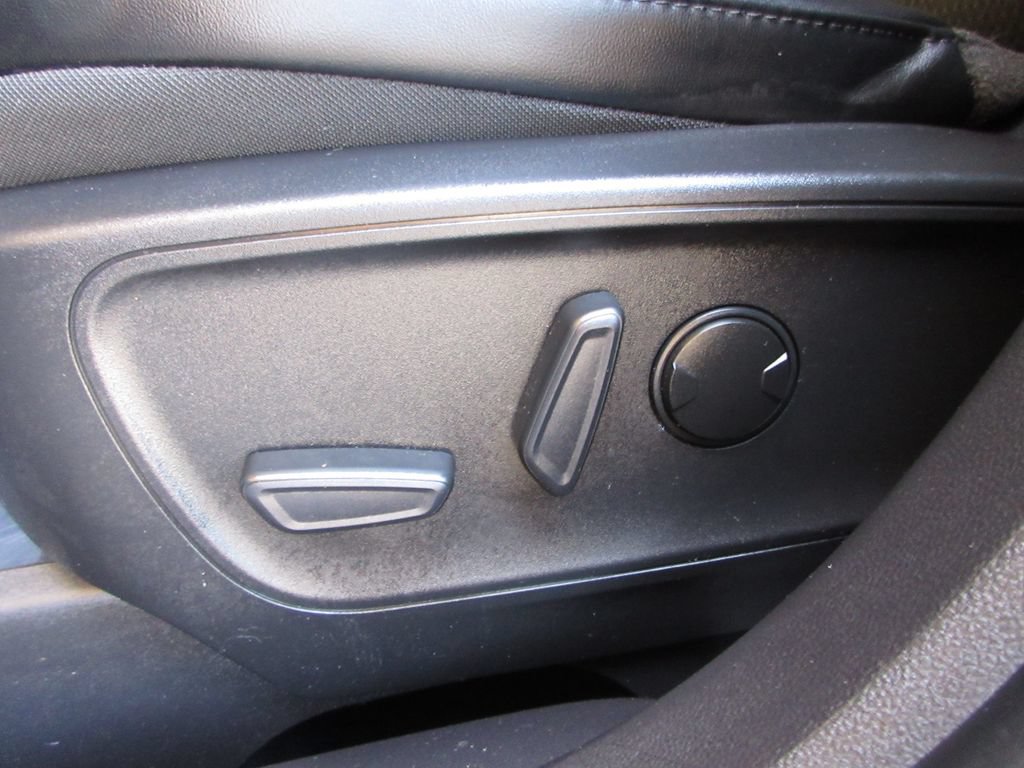 Certified 2023 Ford Escape ST-Line w/ Tech Pack #1 FWD image 12