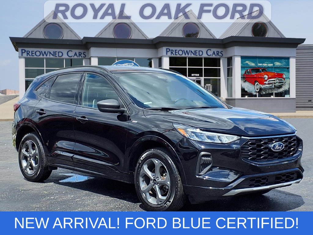 Certified 2024 Ford Escape ST-Line w/ Tech Pack #1 AWD/4WD image 1