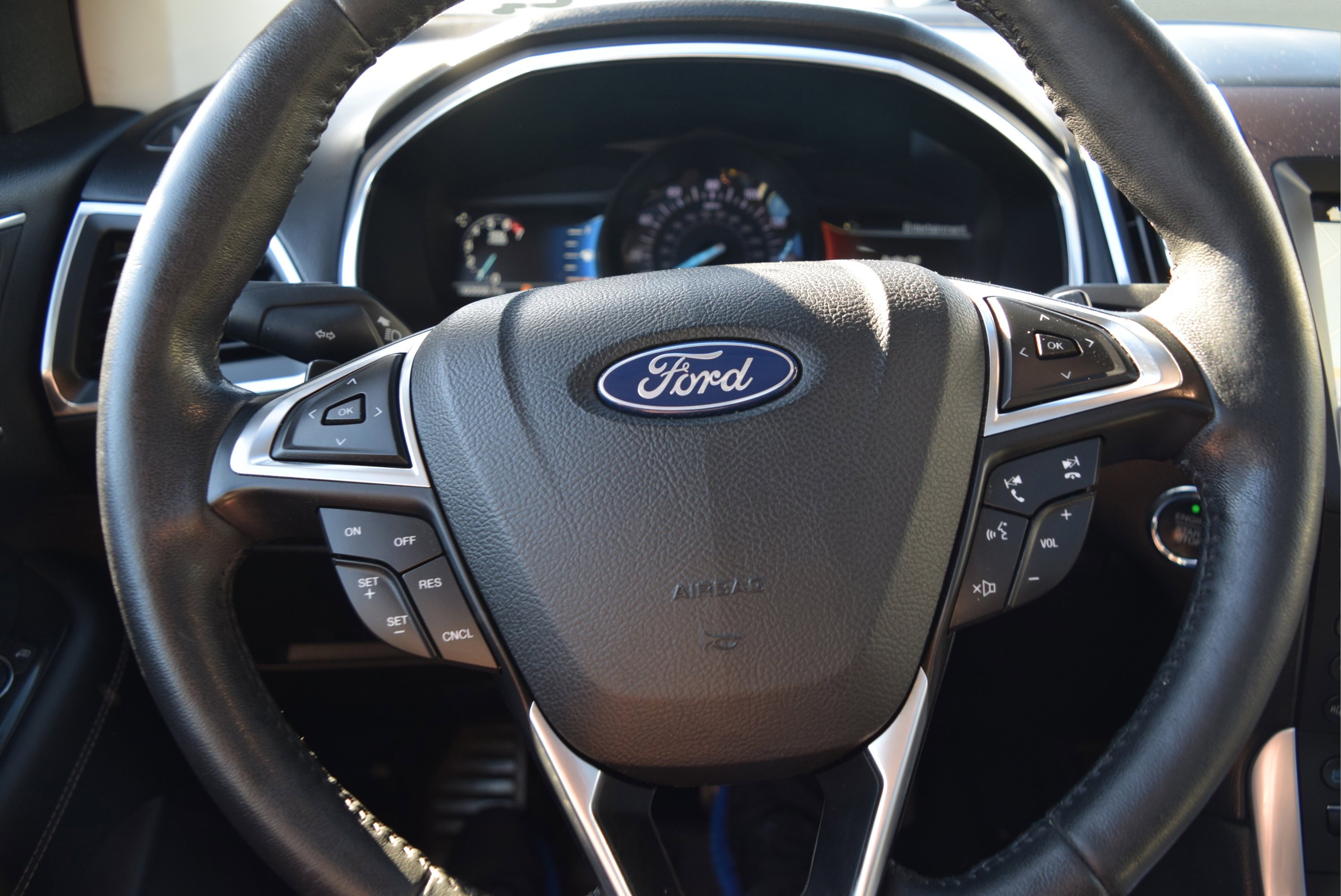 Certified 2018 Ford Edge Titanium w/ Equipment Group 301A image 11