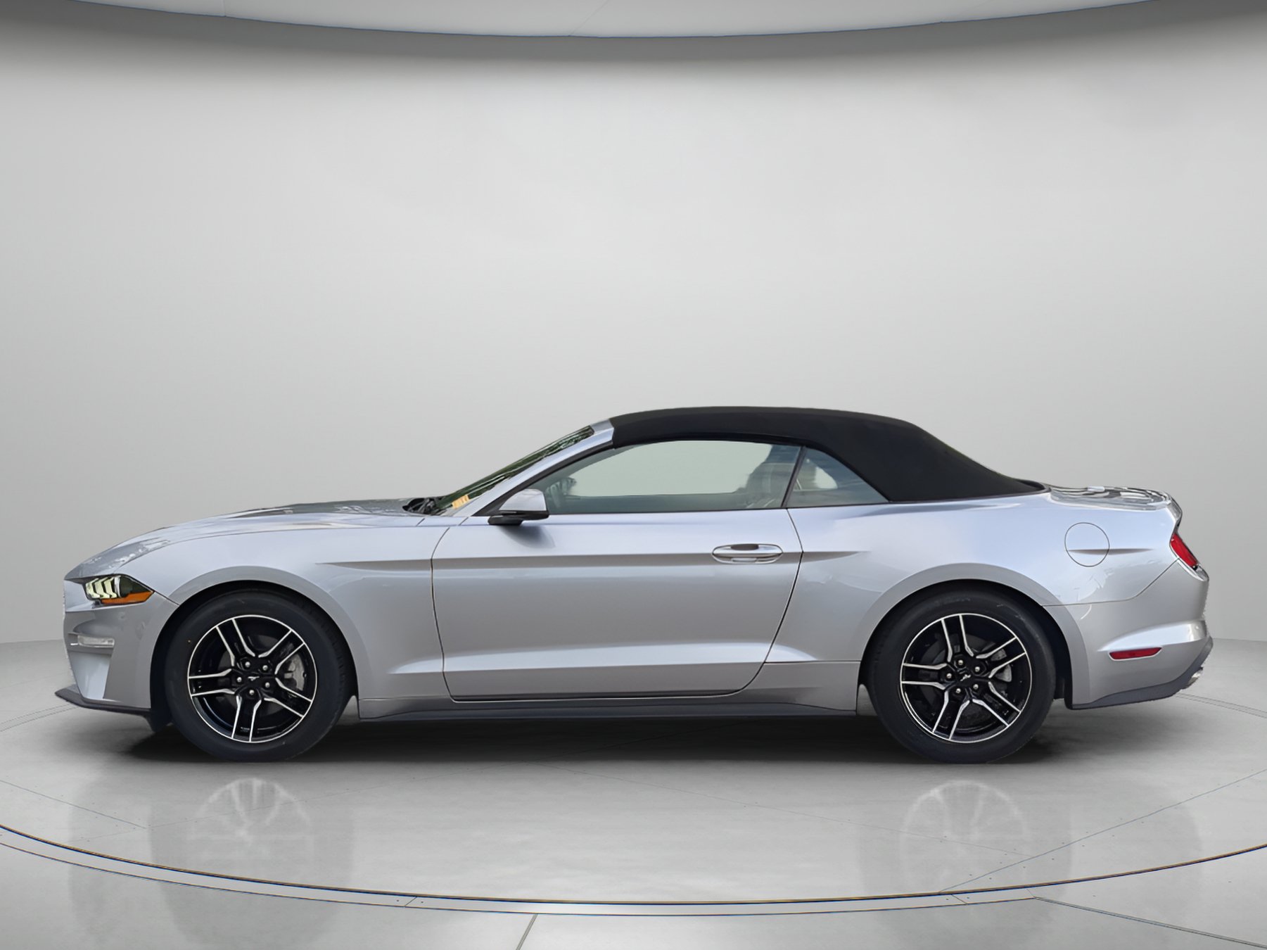 Certified 2020 Ford Mustang Premium RWD image 43