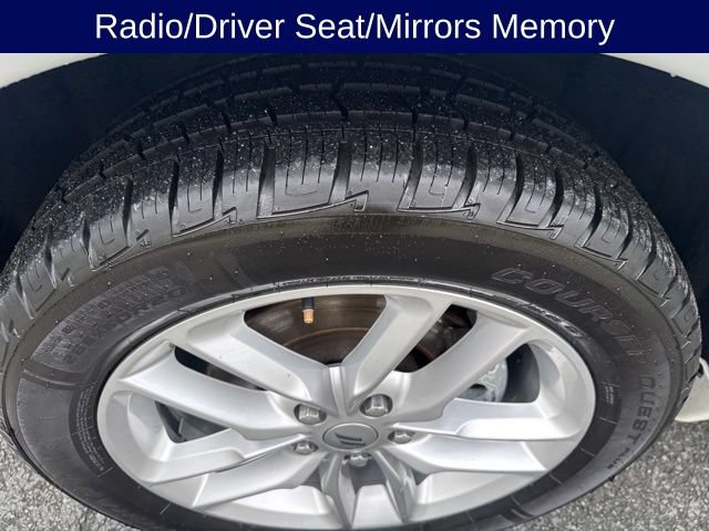 Used 2024 Dodge Durango GT AWD/4WD image 15